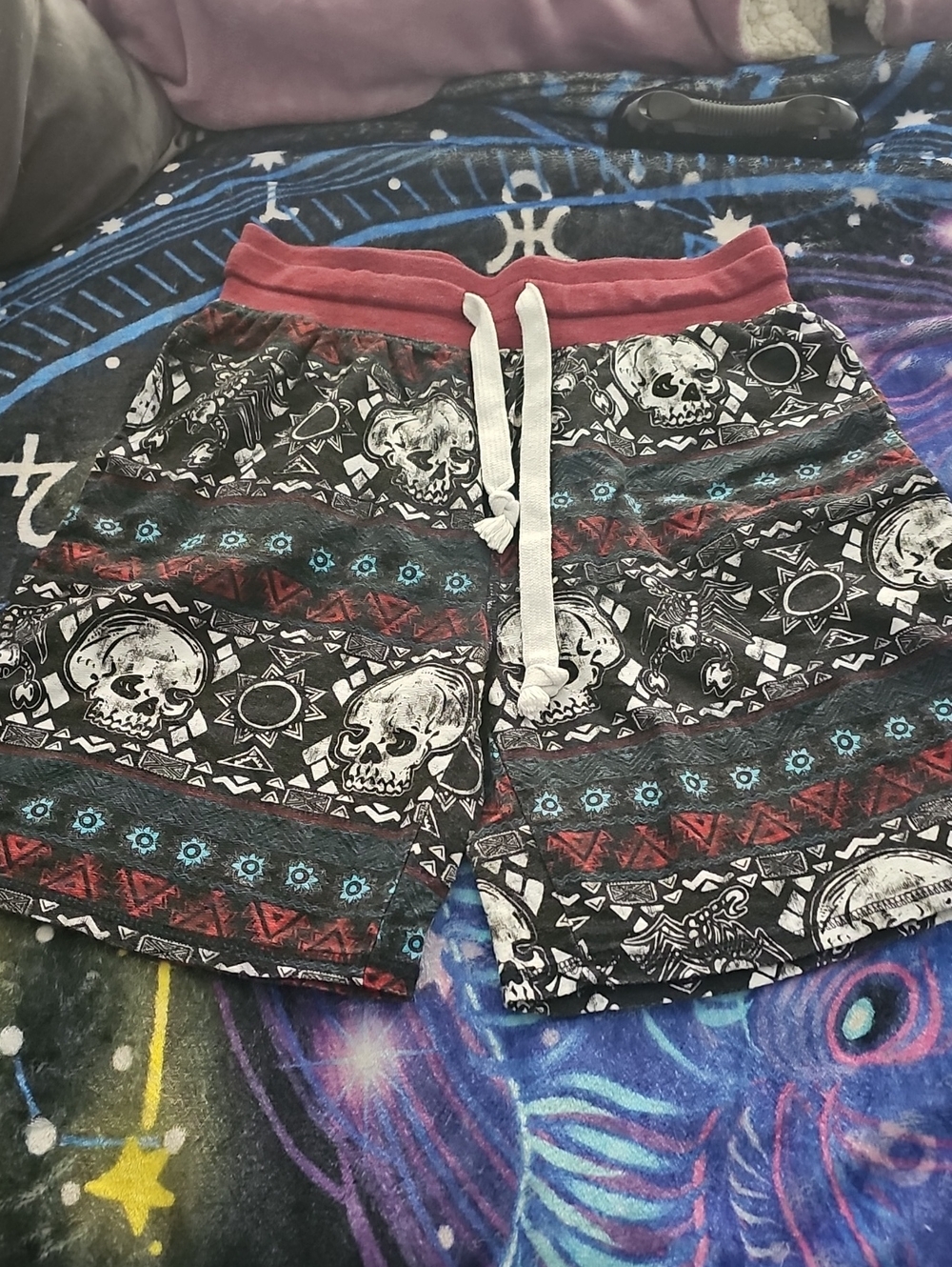 George Black Red Skull-Print Athletic Shorts